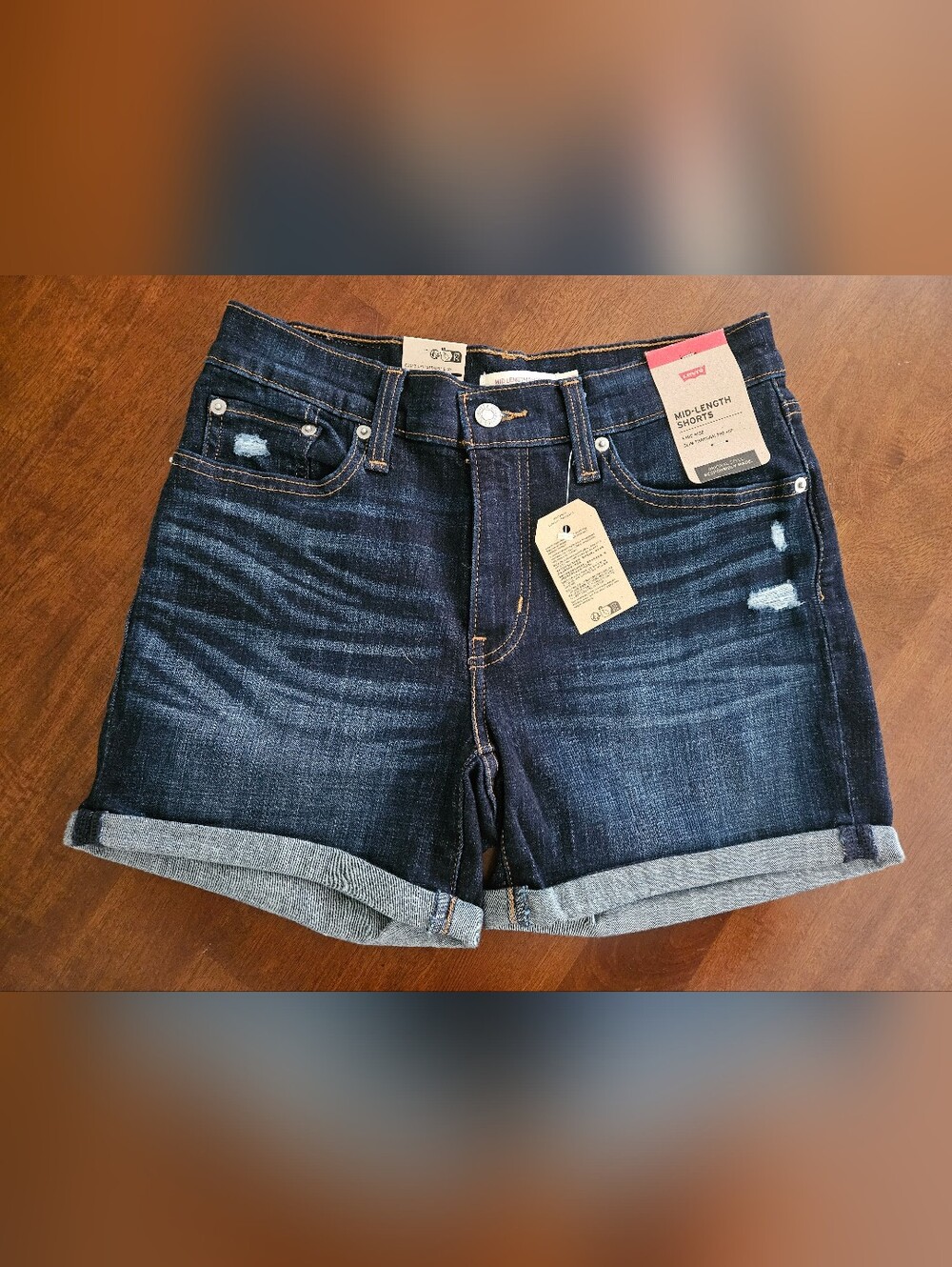 NWTs Women's Levi's Mid-Length Denim Shorts